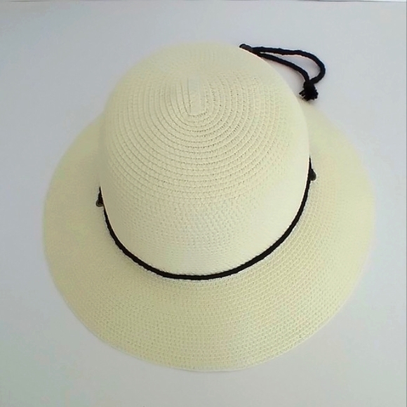Furtalk Accessories - NWOT Furtalk Cream "Straw" Sun Hat with Adjustable Chin Strap